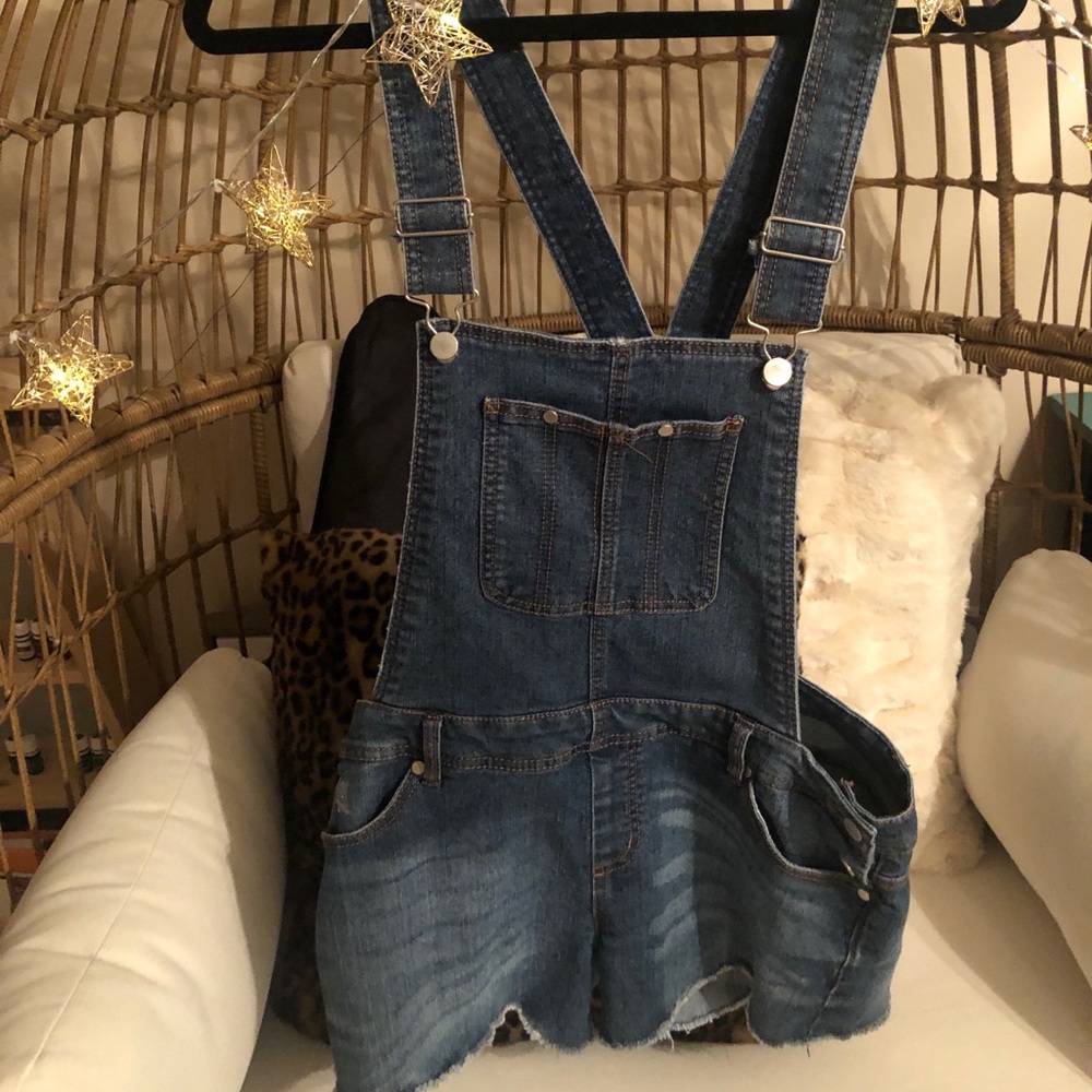 overall shorts